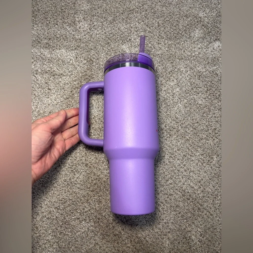 Stanley x Olivia Rodrigo Purple Quencher H2.0 Flowstate 40oz Tumbler
